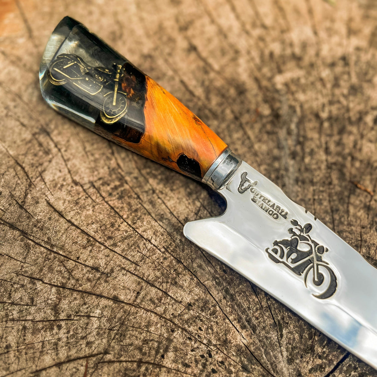 Faca Artesanal modelo Motociclista Premium Forjada - Especial para Churrasco e Culinária