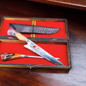 Kit de Churrasco  Lâmina Filho do Mato com Cabo Pingente Touro + Chaira  com Cabo Touro + caixa em madeira